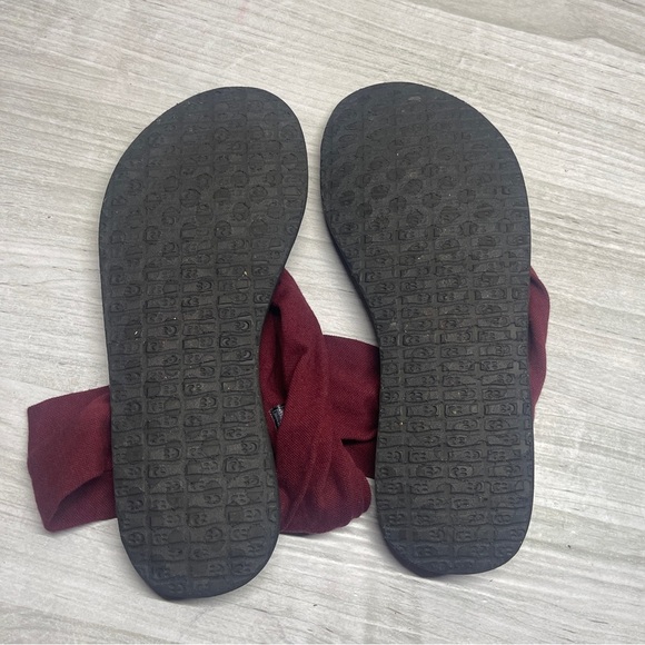 Sanuk Maroon Dark Red Fabric Yoga Mat Thong Sling Back Sandal size Womens 8 - Picture 6 of 9